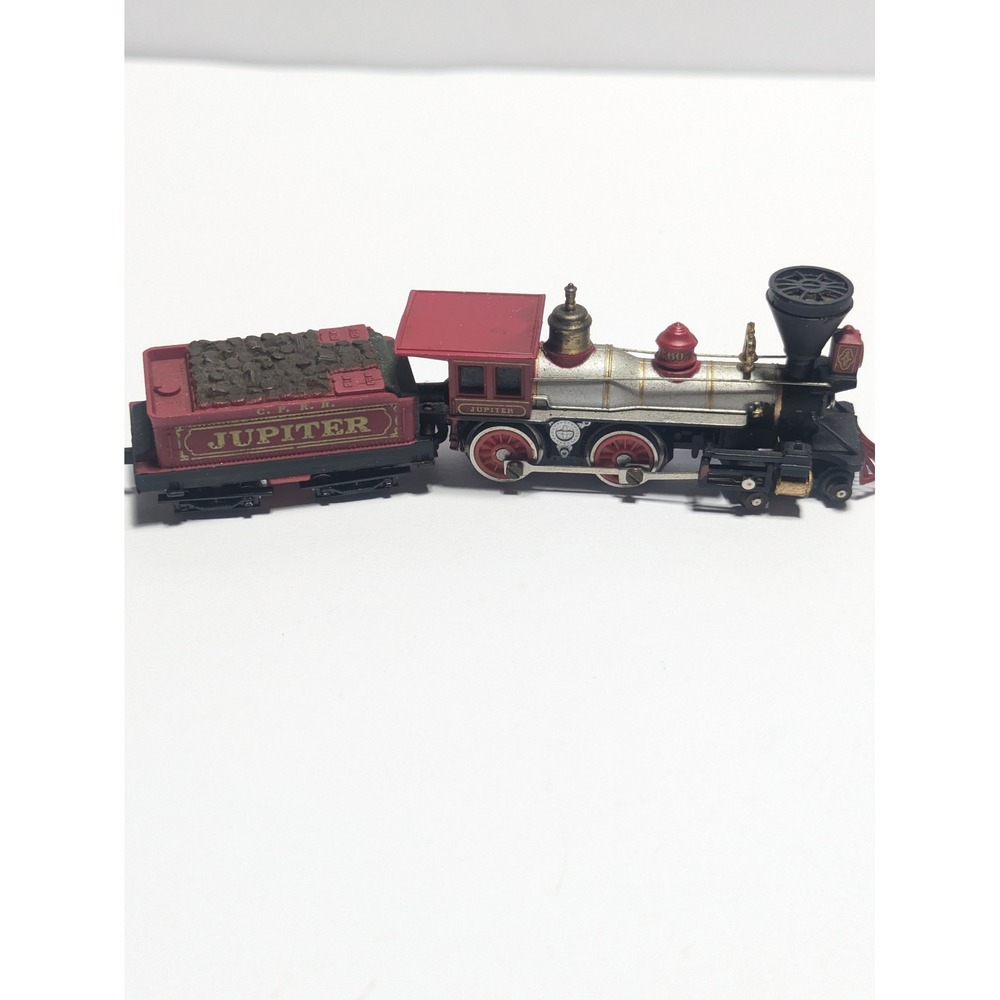 Bachmann Vintage N Scale C.P.R.R. Jupiter 4-4-0 Steam Locomotive and Tender Red